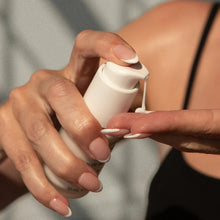 Load image into Gallery viewer, Brighten - Rejuvenating Serum w/  Vitamin C + E