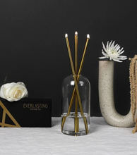 Load image into Gallery viewer, Wylie Vase - Everlasting Candle Co