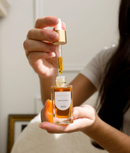 Load image into Gallery viewer, NusaHolistick Matahari Youthful Facial Oil
