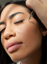 Load image into Gallery viewer, Nusa Holistick Bulan Balancing Facial Oil