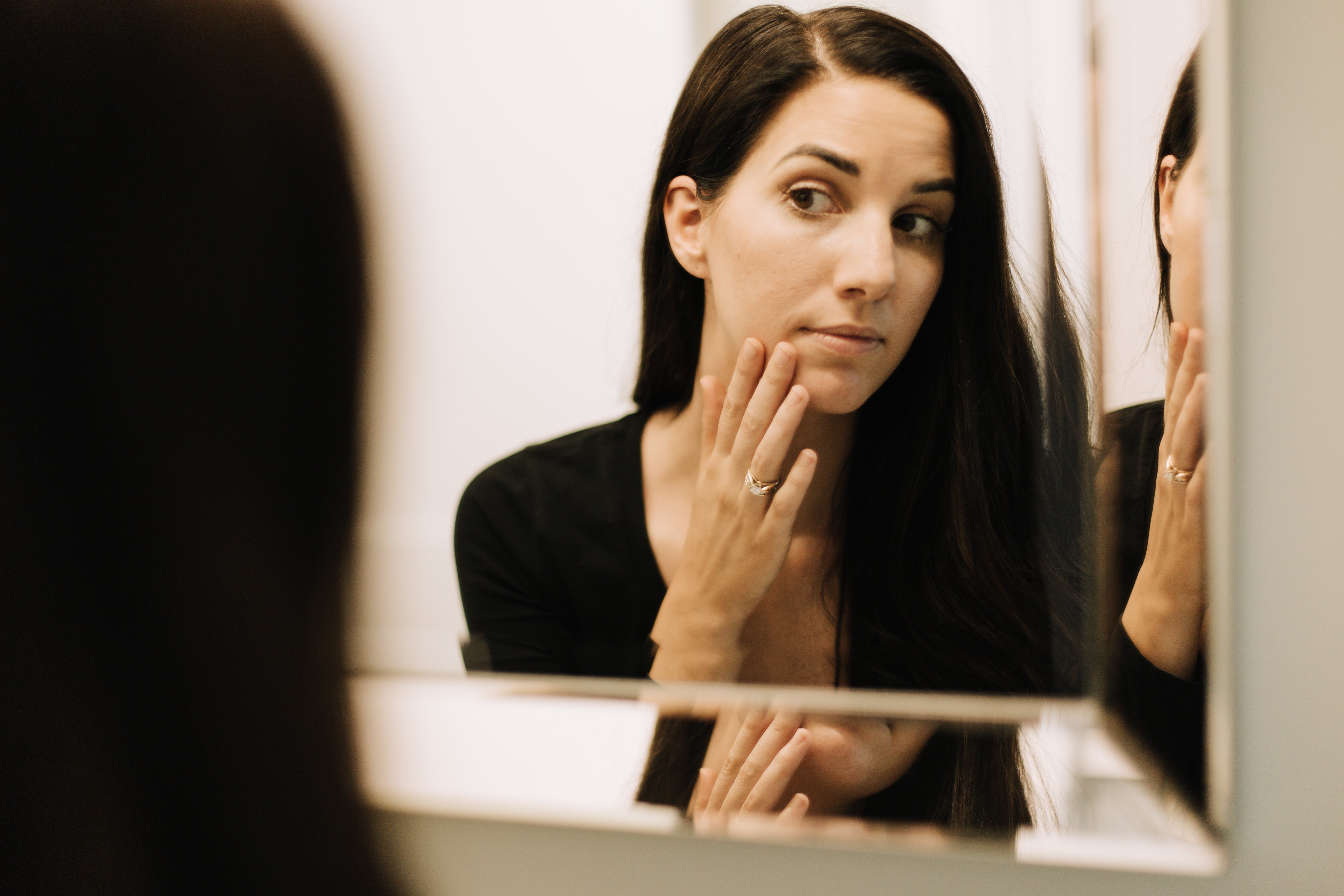 How to Stop Picking Your Acne!