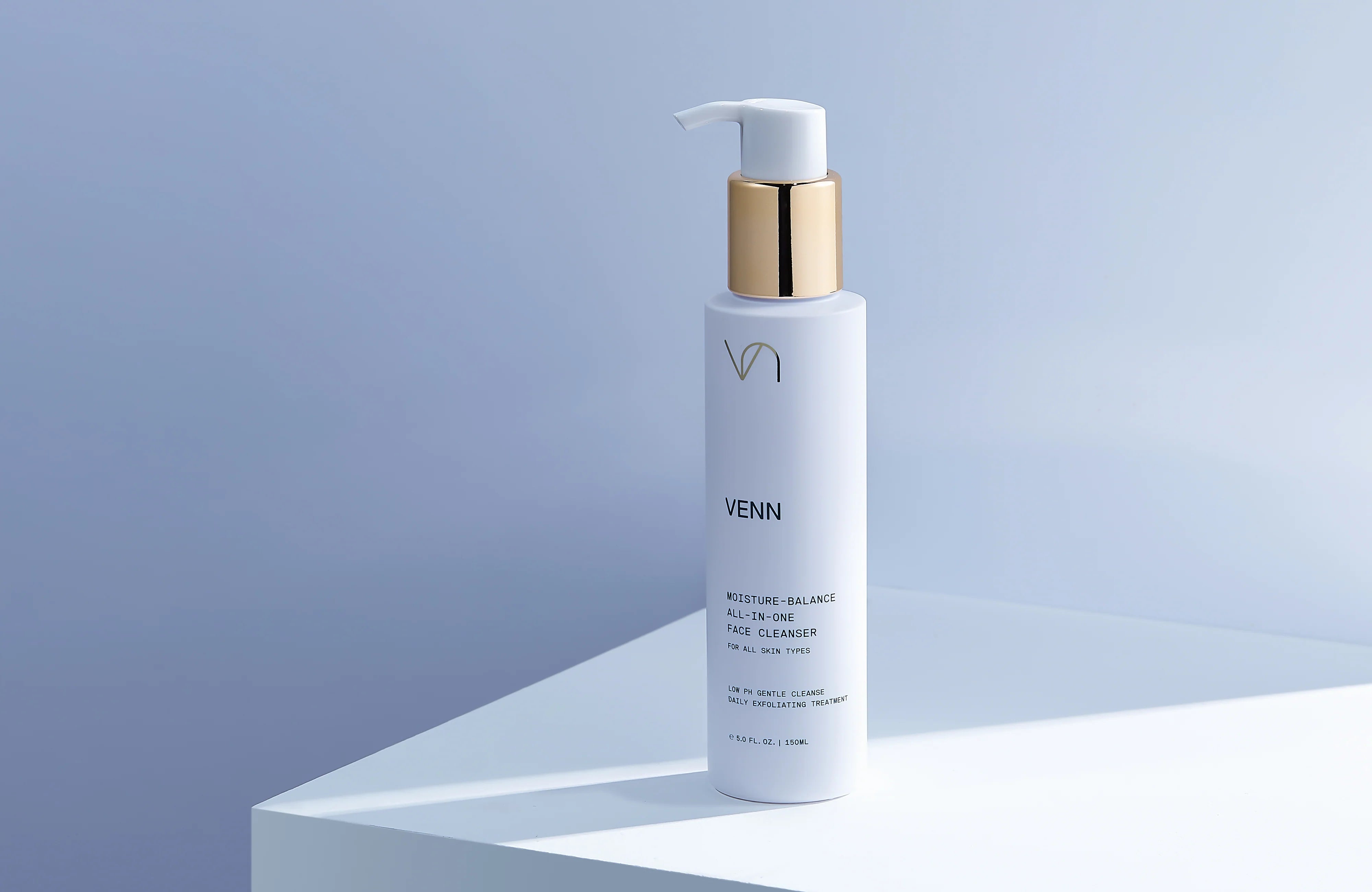 MOISTURE-BALANCE ALL-IN-ONE FACE CLEANSER