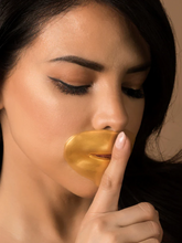 Load image into Gallery viewer, 24KT Gold Hydrating Lip Mask
