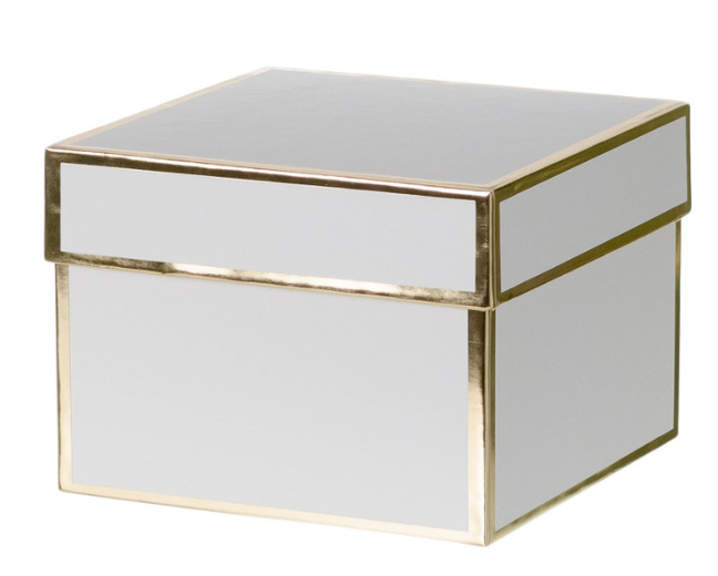 Gift Box / Gift Wrapping